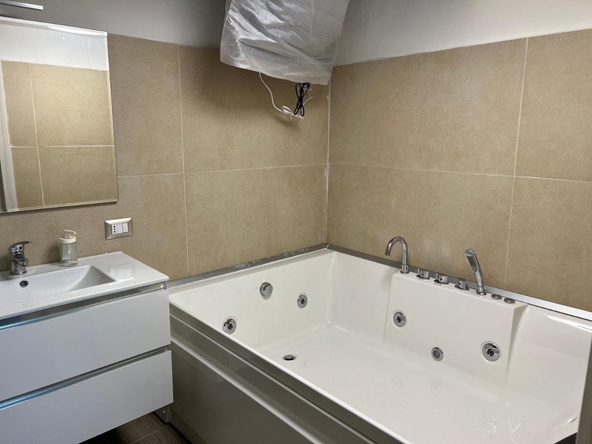 Petite Suite Неаполь Экстерьер фото