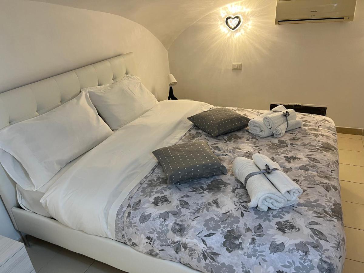 Petite Suite Неаполь Экстерьер фото